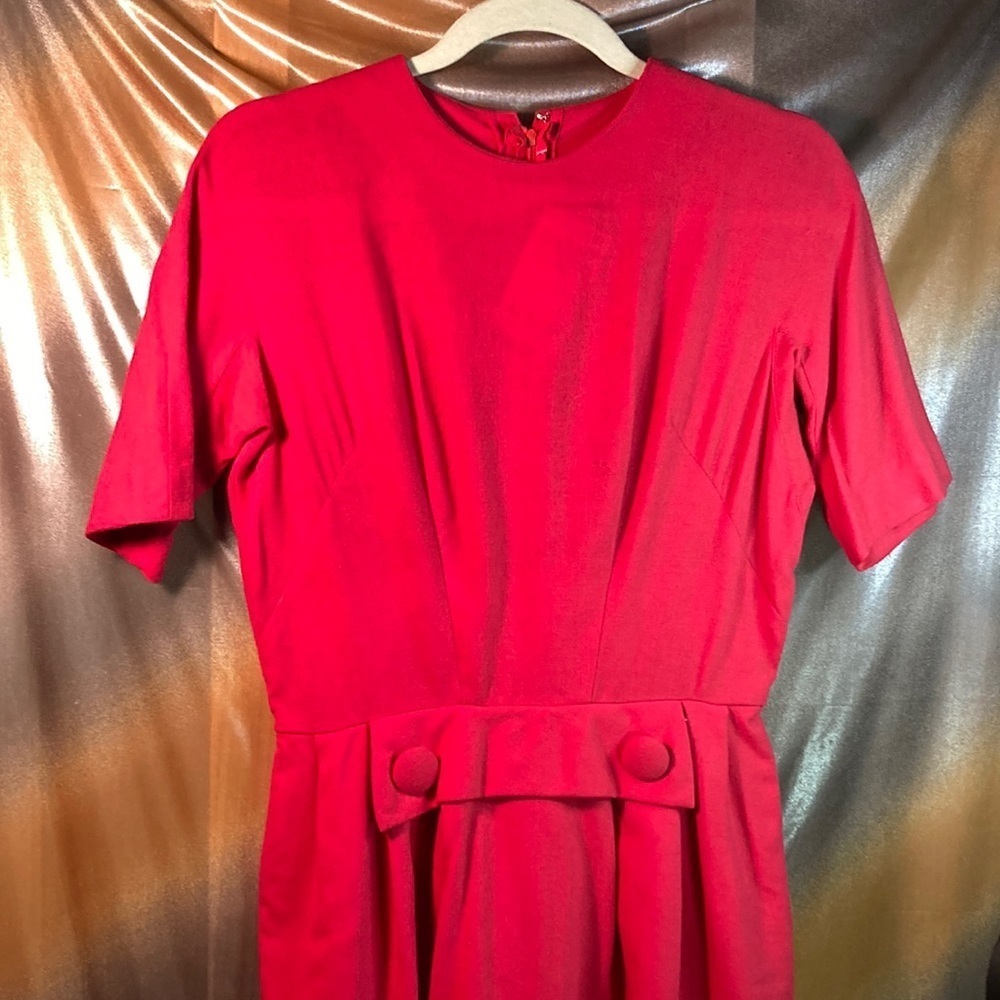 VINTAGE 1950’s red dress with button detail.‎ 40” chest. 26” waist. 200 ACE